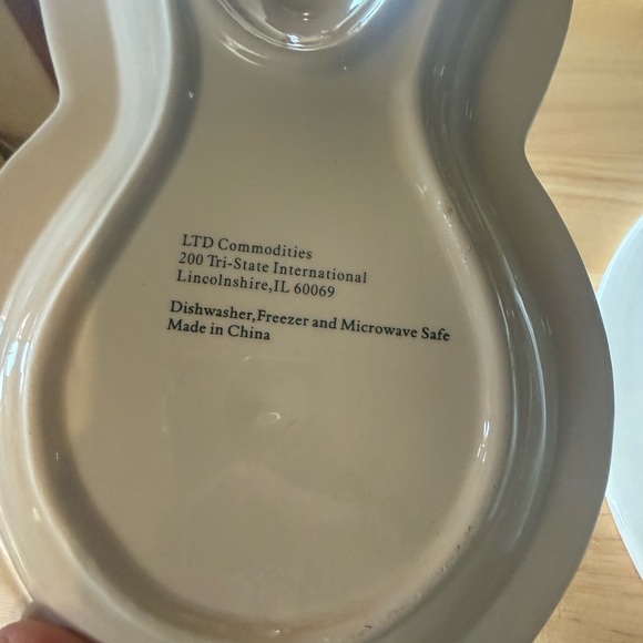 Charming Ceramic Bunny and Round Plate Set - Cream - Picture 5 of 7